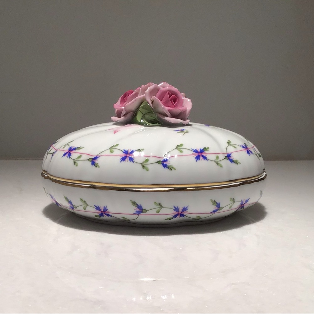 Herend Porcelain Dish with Cover - Picture 6 of 7